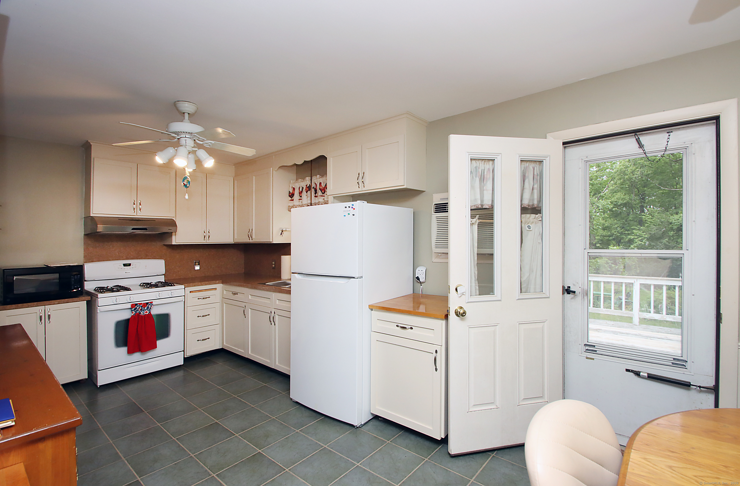 179 N Moodus Road, East Haddam, Connecticut image 9
