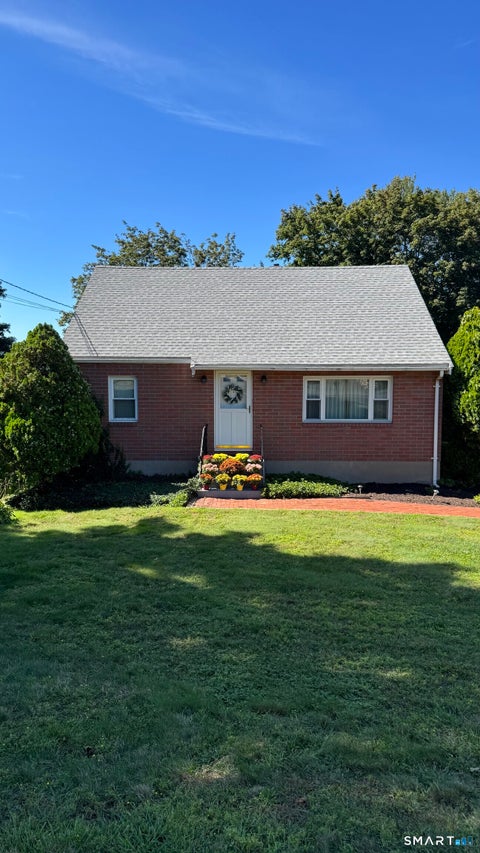 Photo of 27 Baldwin Street, Meriden, CT 06451 (MLS # 24209712)