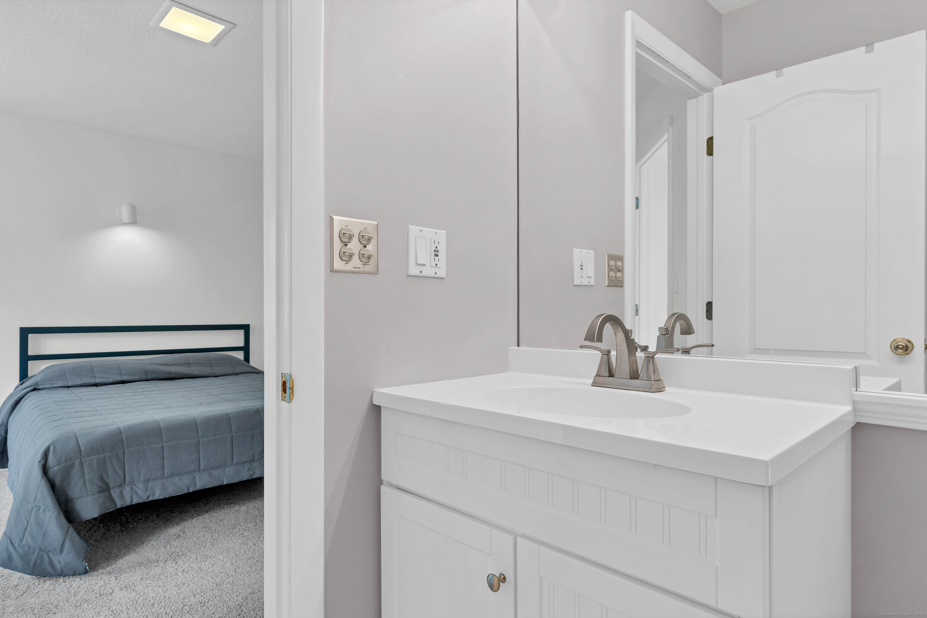 20A Bush Hill Drive, East Lyme, Connecticut image 21