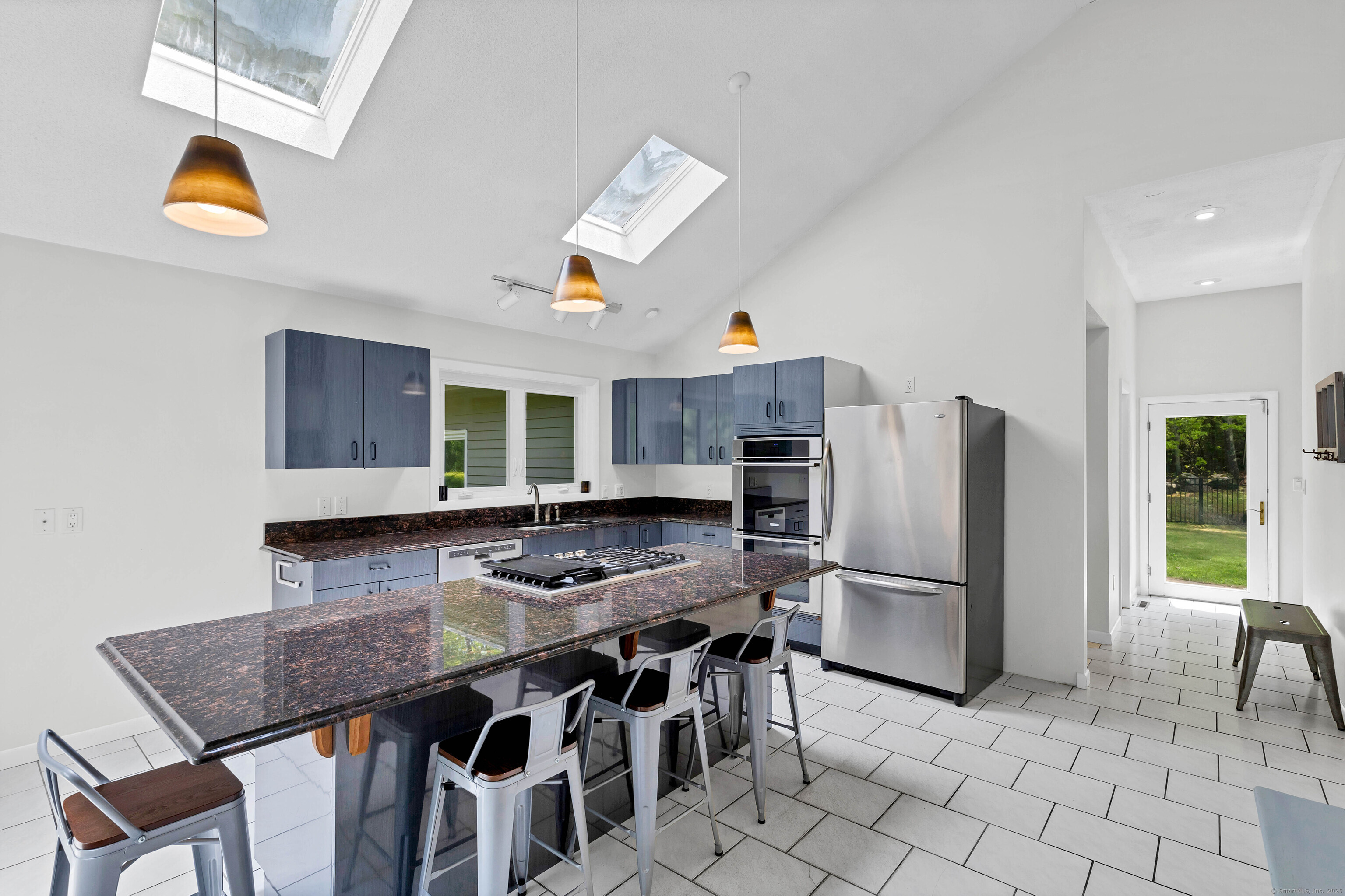 20A Bush Hill Drive, East Lyme, Connecticut image 5