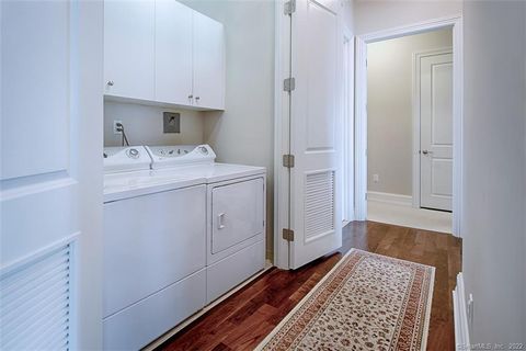 Tiny photo for 100 Stone Ridge Way #APT 1H, Fairfield, CT 06824 (MLS # 24156007)