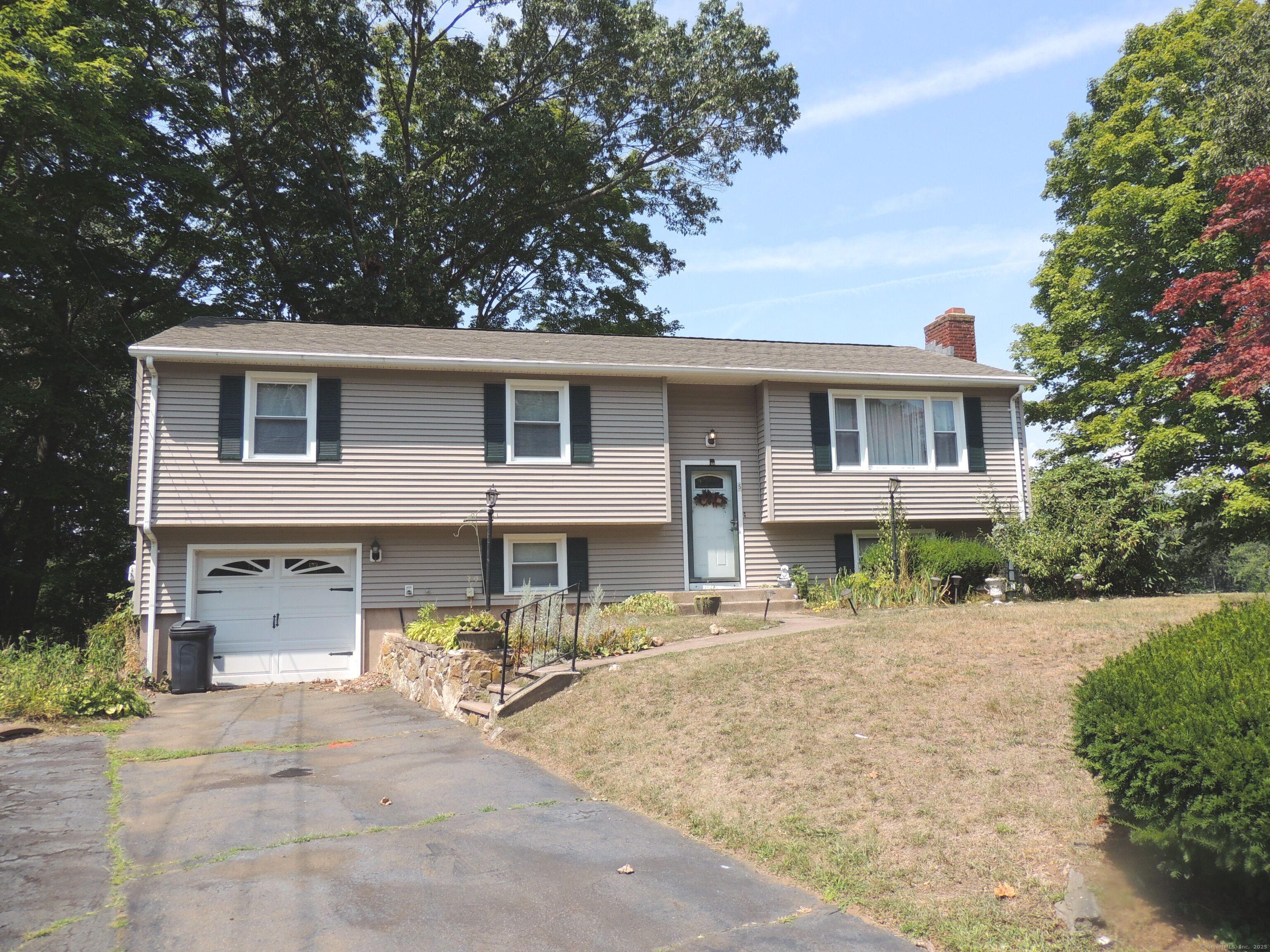 5 Briarwood Lane