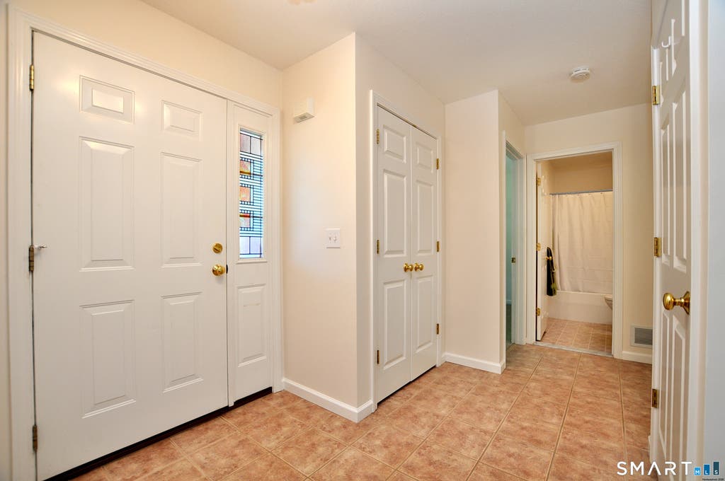 Photo of 310 Kings Landing #310, Windsor, CT 06095 (MLS # 24159321)