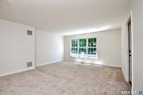 Tiny photo for 310 Kings Landing #310, Windsor, CT 06095 (MLS # 24159321)