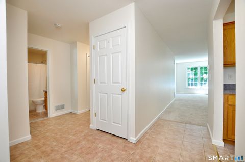 Tiny photo for 310 Kings Landing #310, Windsor, CT 06095 (MLS # 24159321)