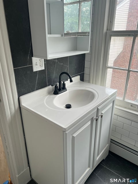 Tiny photo for 85 Brookline Avenue, Bloomfield, CT 06002 (MLS # 24201908)