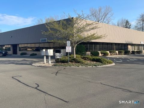 206-208 N Plains Industrial Road Wallingford CT 06492