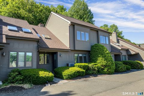 Tiny photo for 18 Twin Oaks #18, New Milford, CT 06776 (MLS # 24183587)