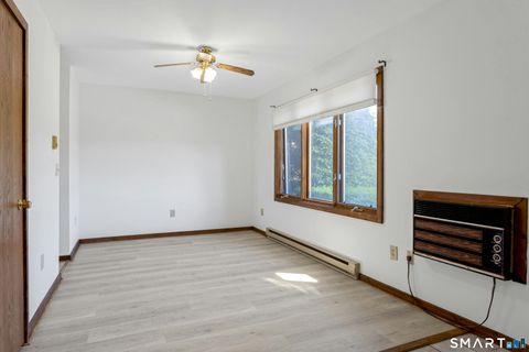 Tiny photo for 18 Twin Oaks #18, New Milford, CT 06776 (MLS # 24183587)