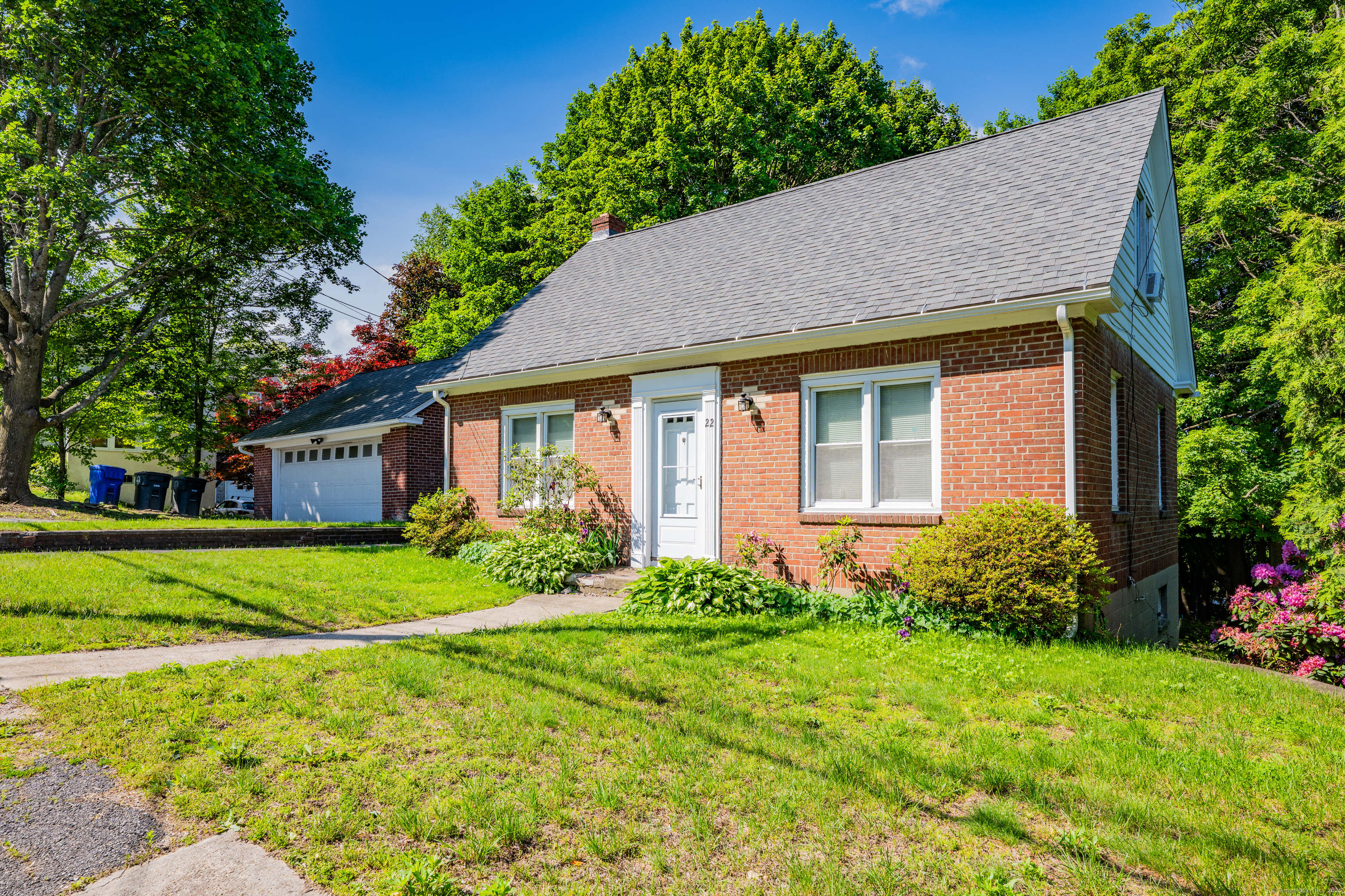 22 Hillside Avenue, Torrington, Connecticut image 16
