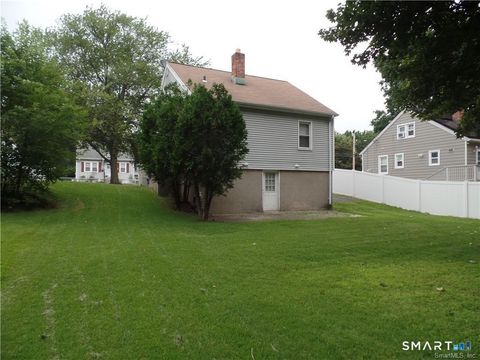 Tiny photo for 110 Knowlton Street, Stratford, CT 06615 (MLS # 24147338)