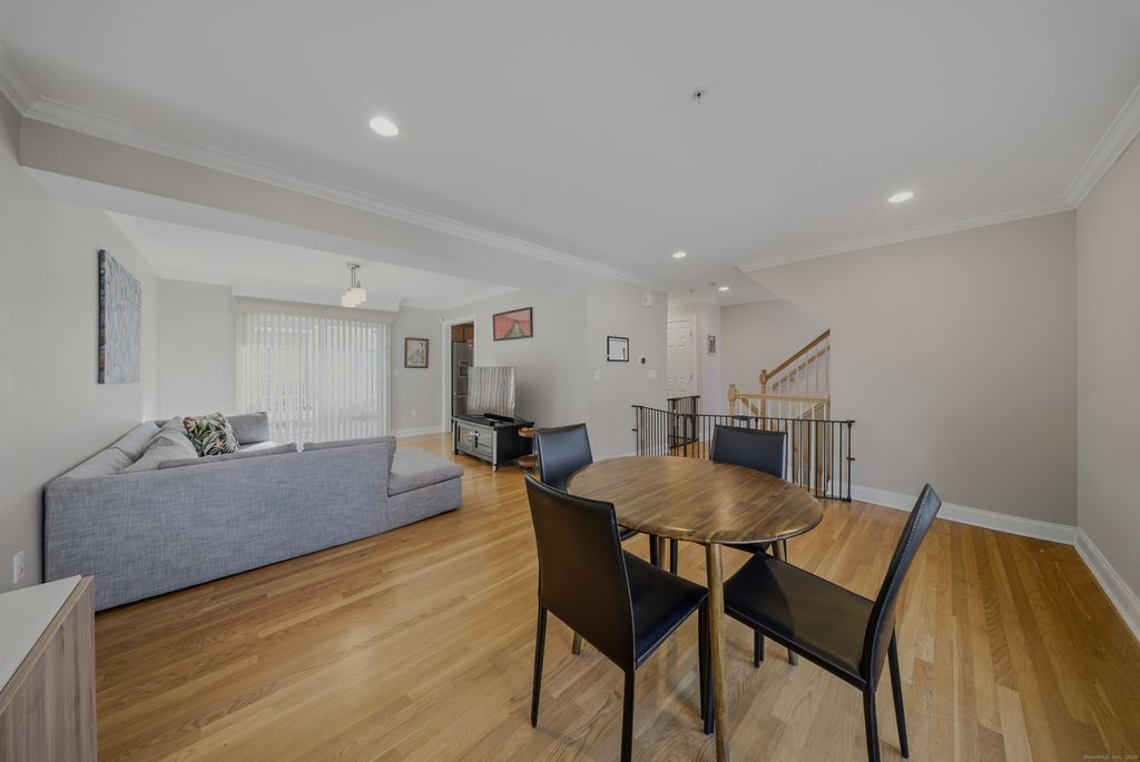 Photo of 1707 Summer Street #APT 3, Stamford, CT 06905 (MLS # 24139567)