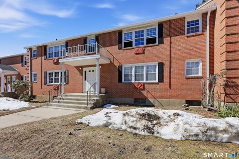 Photo of 6 Grandview Drive #25D, Farmington, CT 06032 (MLS # 24158448)