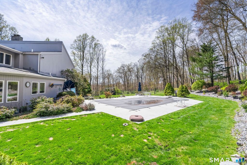 Photo of 146 Lantern Park Lane S, Southbury, CT 06488 (MLS # 24165750)