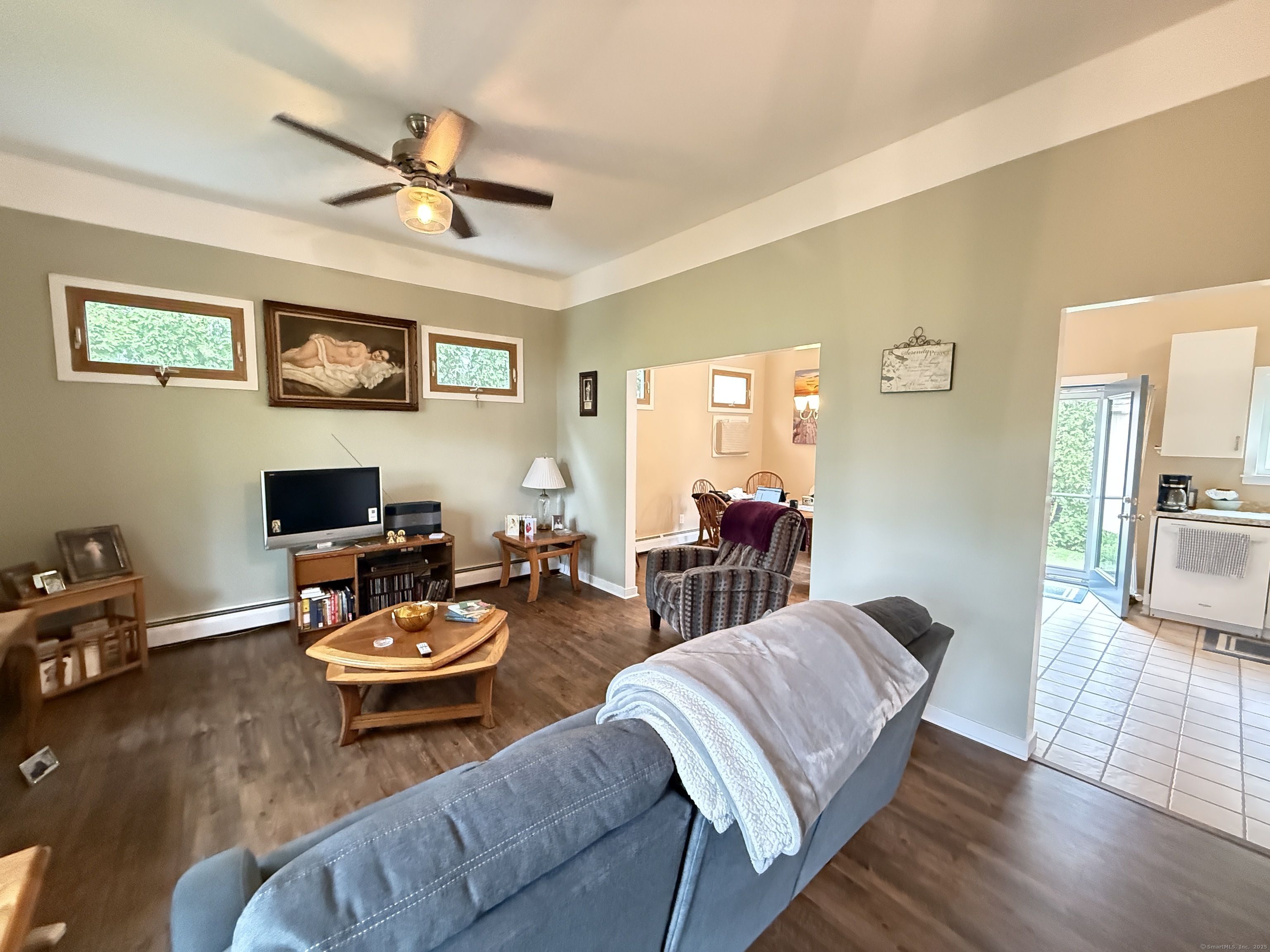 17 Edgecomb Street, Hamden, Connecticut image 8