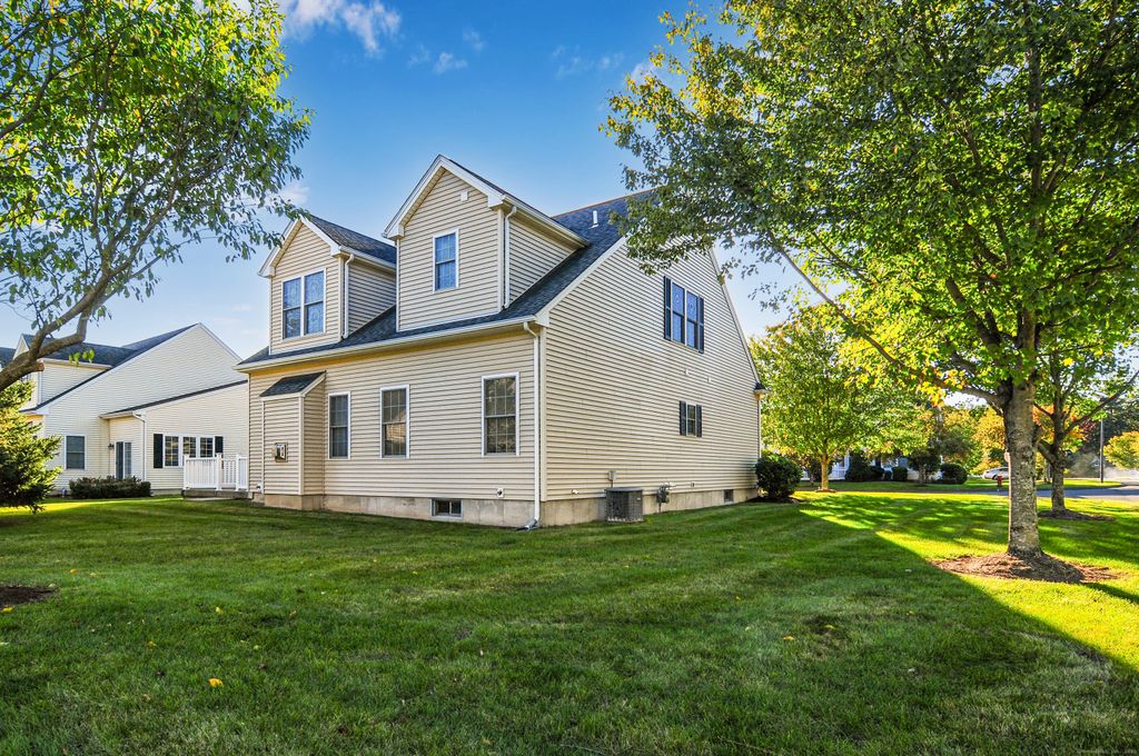 Photo of 217 Brian Lane #217, Windsor, CT 06095 (MLS # 24133007)