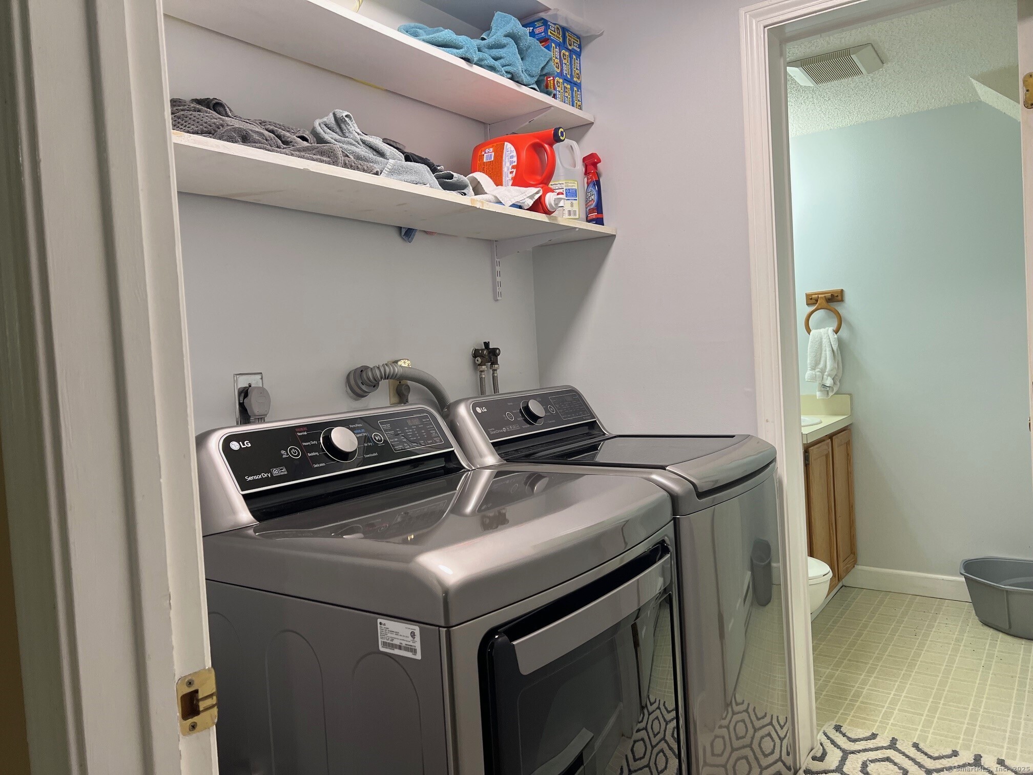 699 S Main Street #APT 218, Torrington, Connecticut image 17
