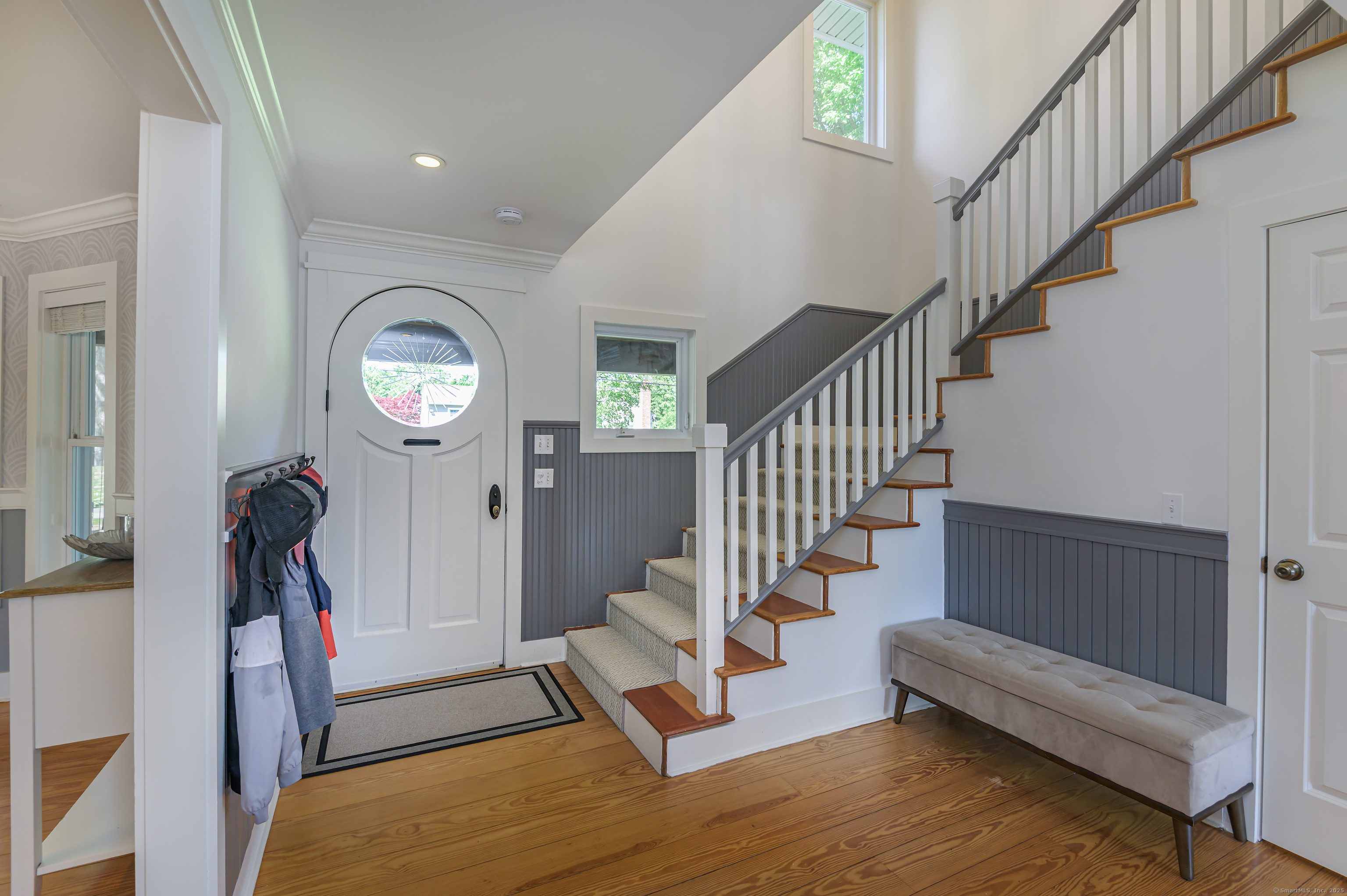 16 Mountain View Avenue