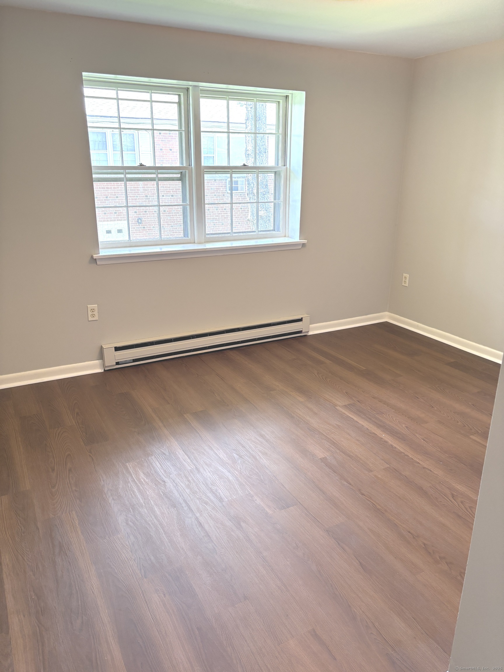 West Hartford, Connecticut 06110, United States, 1 Bedroom Bedrooms, ,1 BathroomBathrooms,Residential,Active,124706