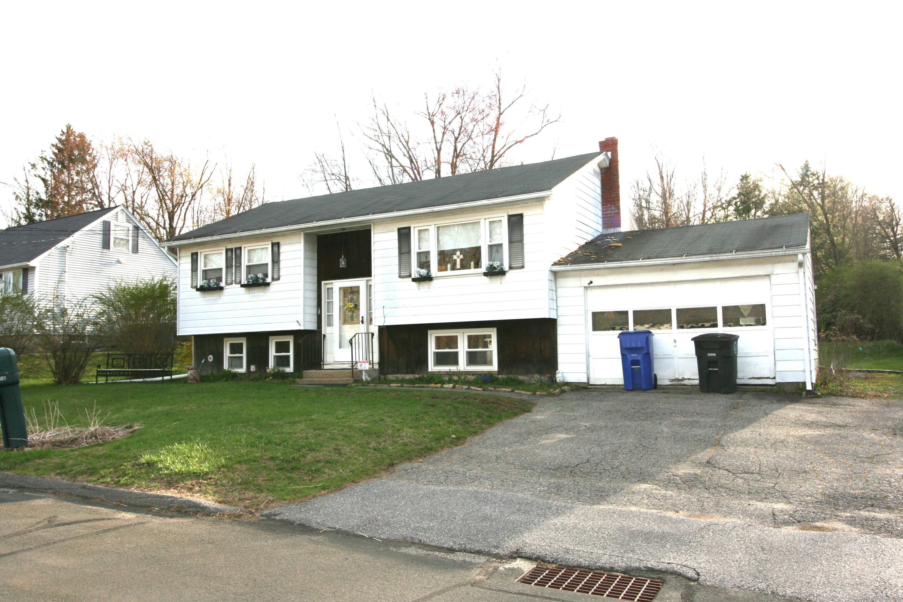 101 Birden Street, Torrington, Connecticut image 1