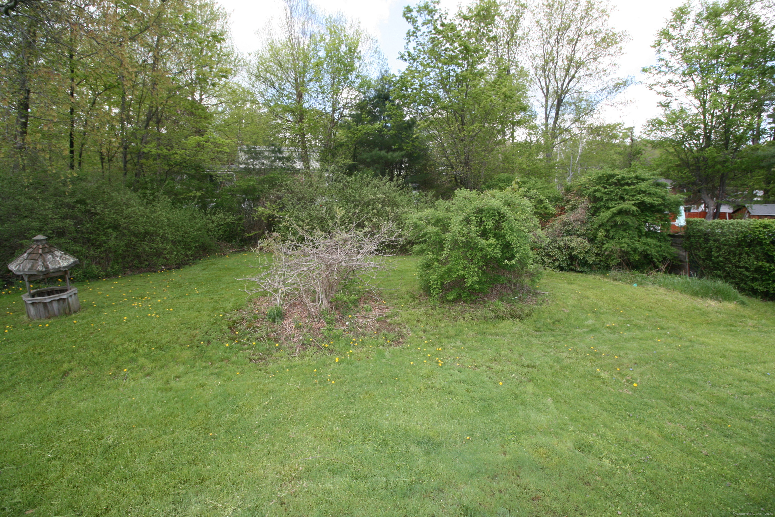 101 Birden Street, Torrington, Connecticut image 8