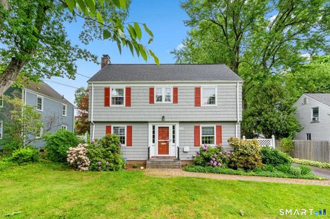Homes For Sale - 160 Sedgwick Road<br/> West Hartford, CT 06107