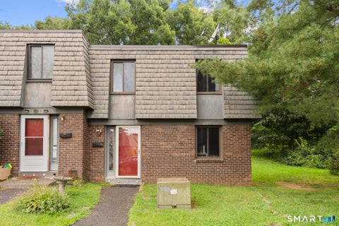 Photo of 52 Trolley Crossing Lane #52, Middletown, CT 06457 (MLS # 24204011)