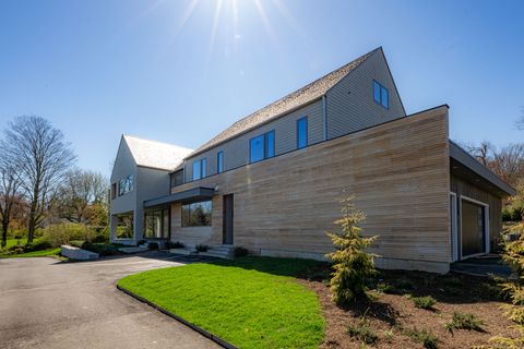 A home in Darien