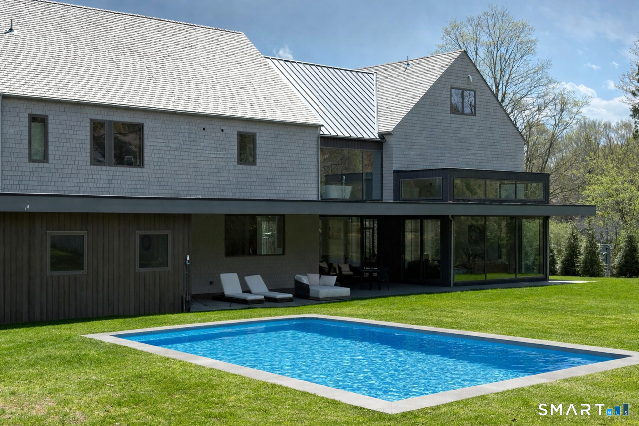 14 Five Mile River Road