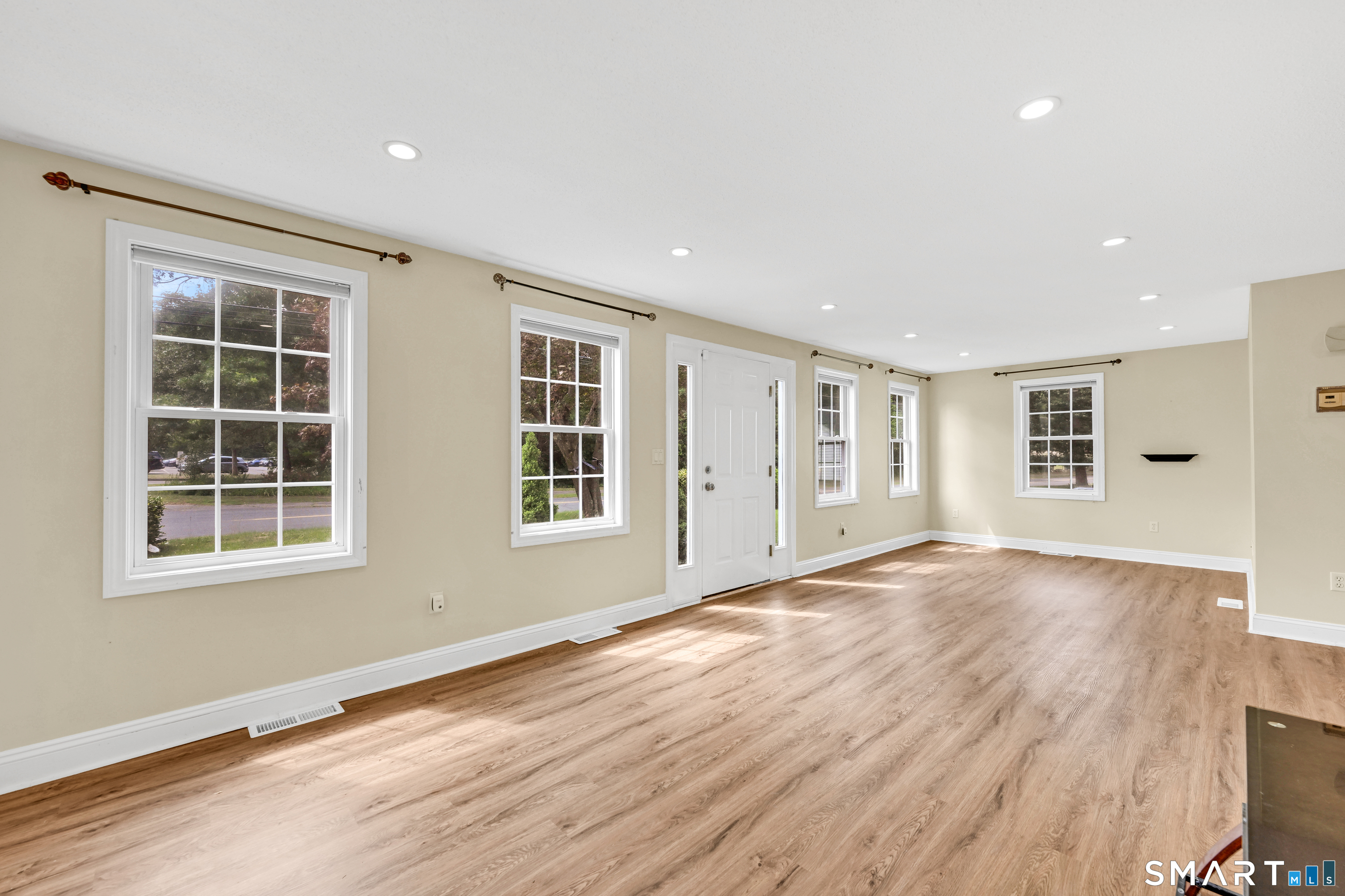 52 Monce Road