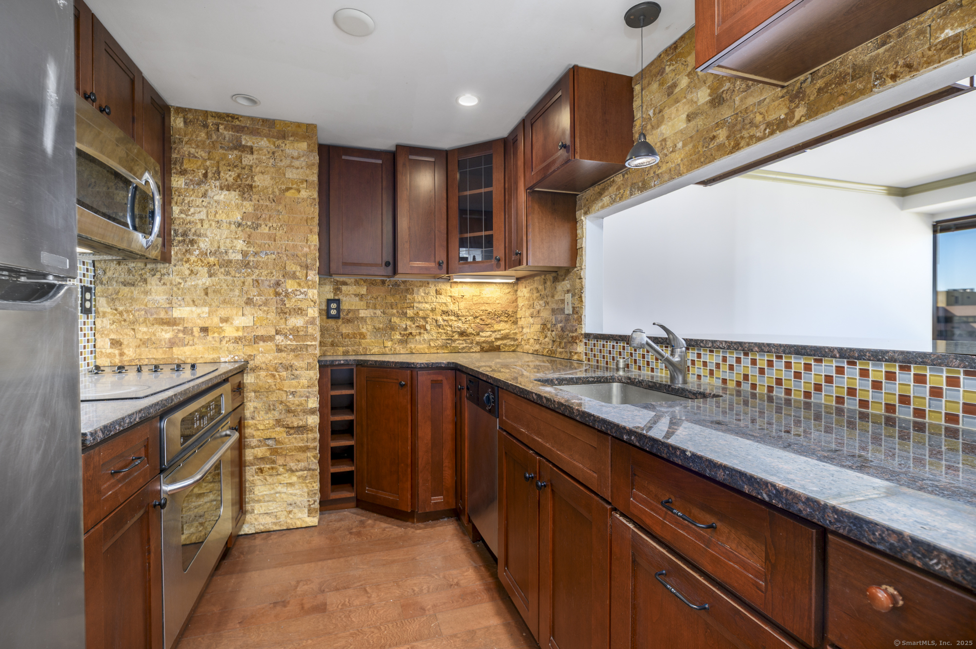 127 Greyrock Place #APT 1409, Stamford, Connecticut image 6