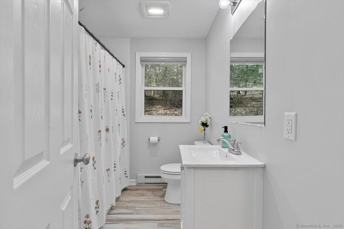 203 Lake Shore Drive, Middlebury, Connecticut image 20