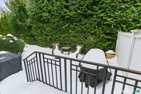 Tiny photo for 127 Spruce Street #127, Fairfield, CT 06890 (MLS # 24151192)