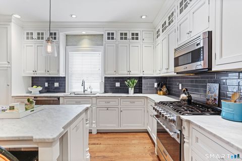 Tiny photo for 127 Spruce Street #127, Fairfield, CT 06890 (MLS # 24151192)