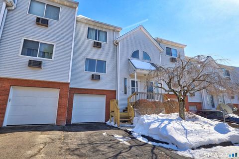 Condo For Sale - 925 Oronoke Road #36C<br/> Waterbury, CT 06708