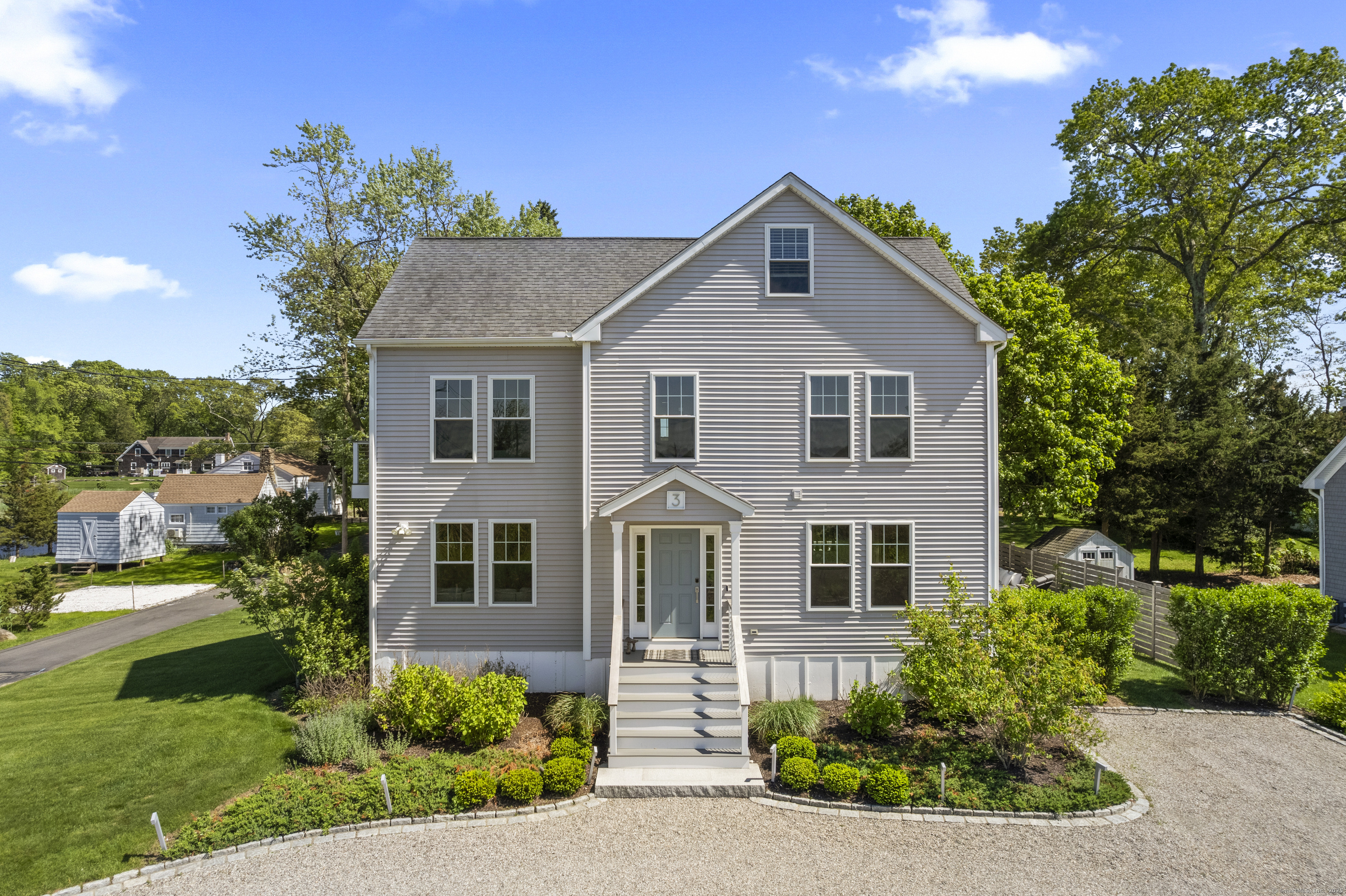 3 Arrowhead Road