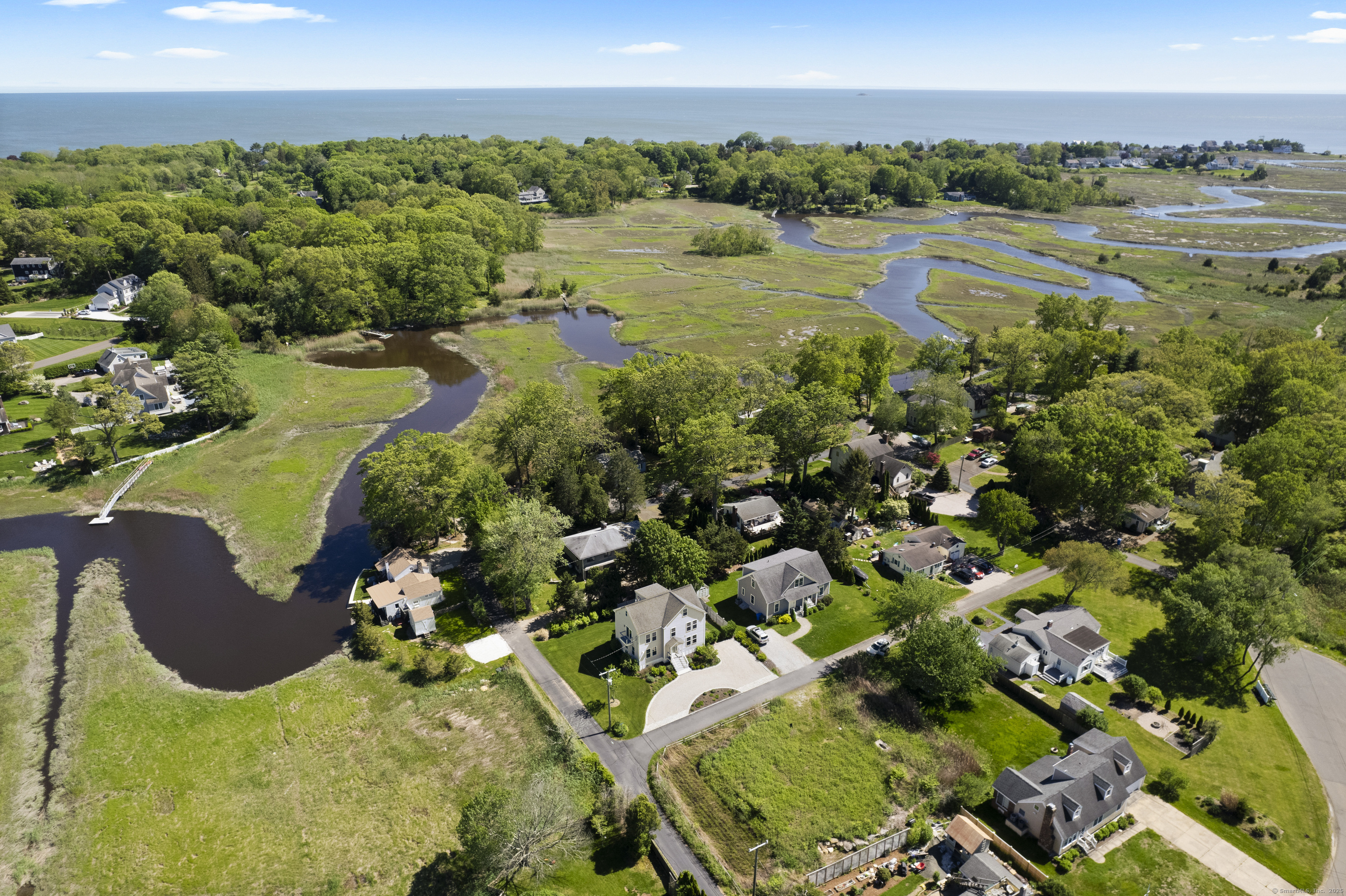 Property for Sale at Arrowhead Road, Madison, Connecticut - Bedrooms: 3 
Bathrooms: 3.5 
Rooms: 8  - $950,000