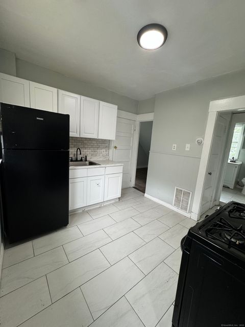 Tiny photo for 199 English Street #2, New Haven, CT 06513 (MLS # 24170360)