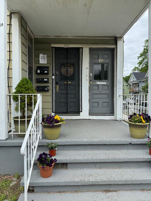 Photo of 199 English Street #2, New Haven, CT 06513 (MLS # 24170360)