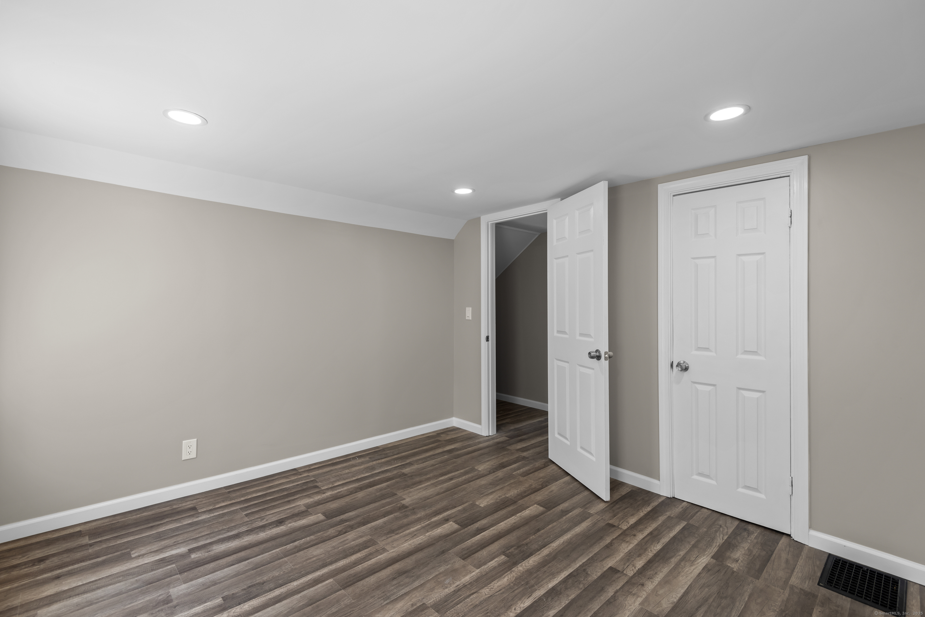 371 S Colony Street, Meriden, Connecticut image 27