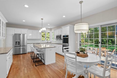 Tiny photo for 14 Chatsworth Place, Farmington, CT 06032 (MLS # 24132677)