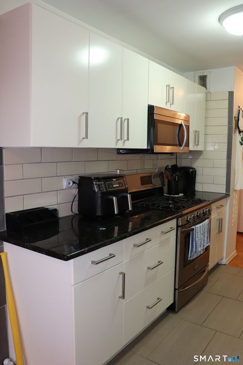 Tiny photo for 31 Woodland Street #9U, Hartford, CT 06105 (MLS # 24163982)