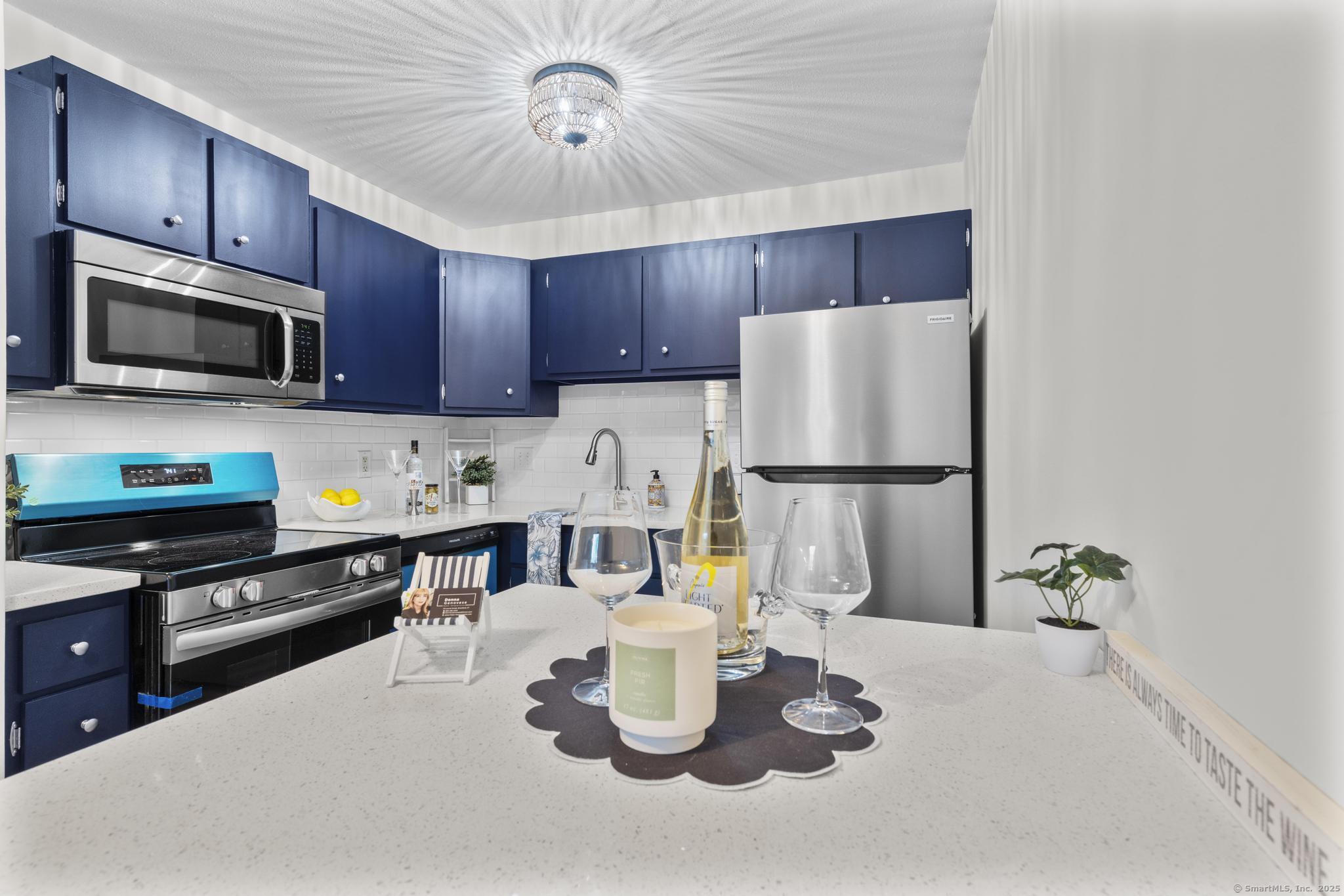 3 Pineview Drive #A, Branford, Connecticut image 3