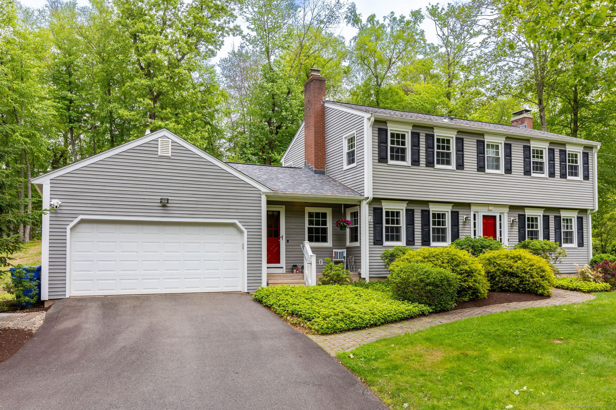 16 Darley Drive, Hamden, Connecticut image 2