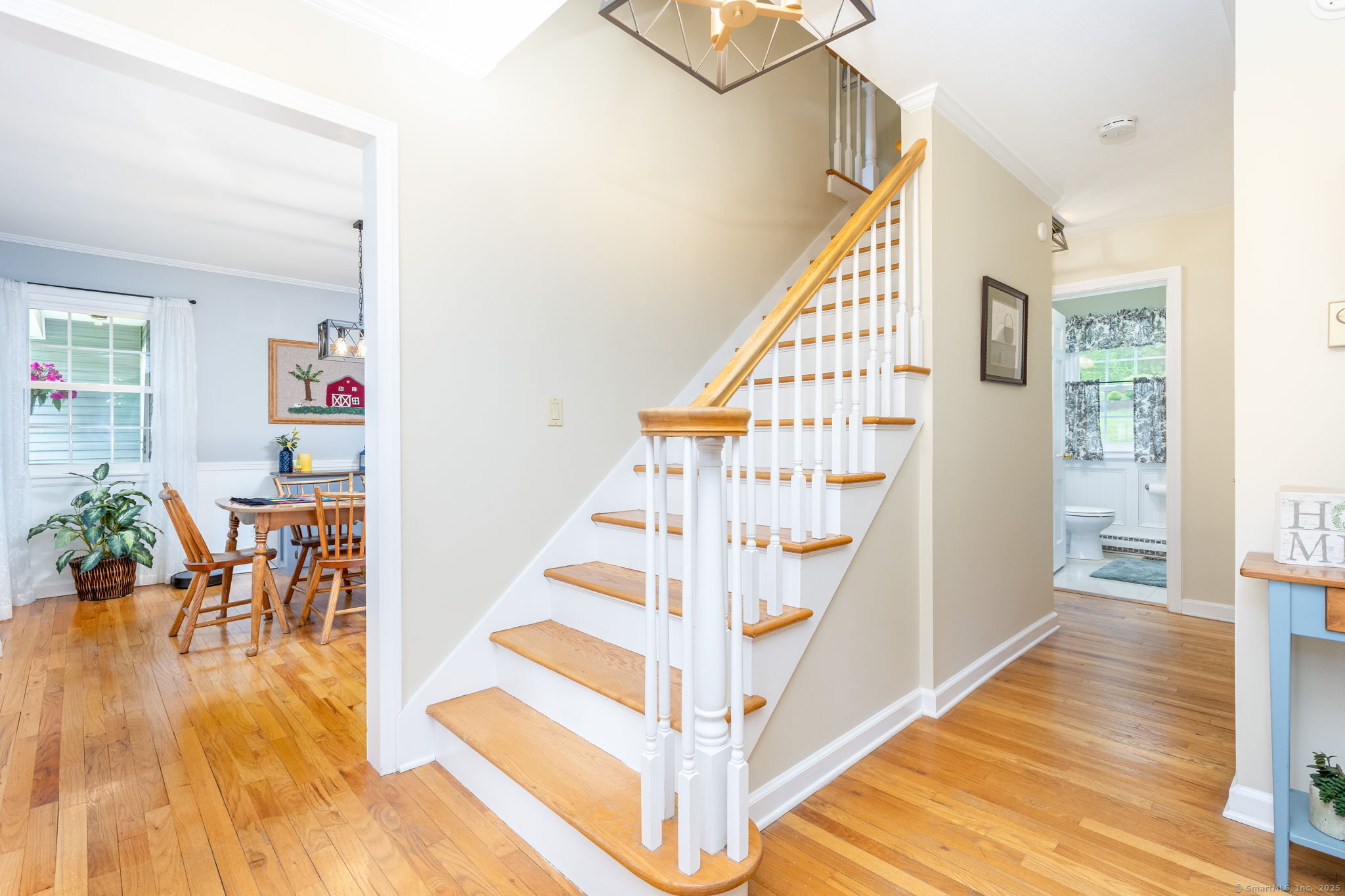 16 Darley Drive, Hamden, Connecticut image 9