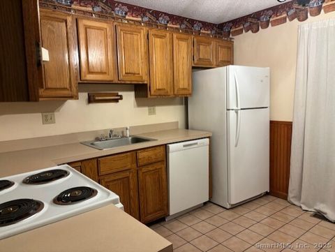 Tiny photo for 31 Meloy Road #APT 2B, West Haven, CT 06516 (MLS # 24142007)