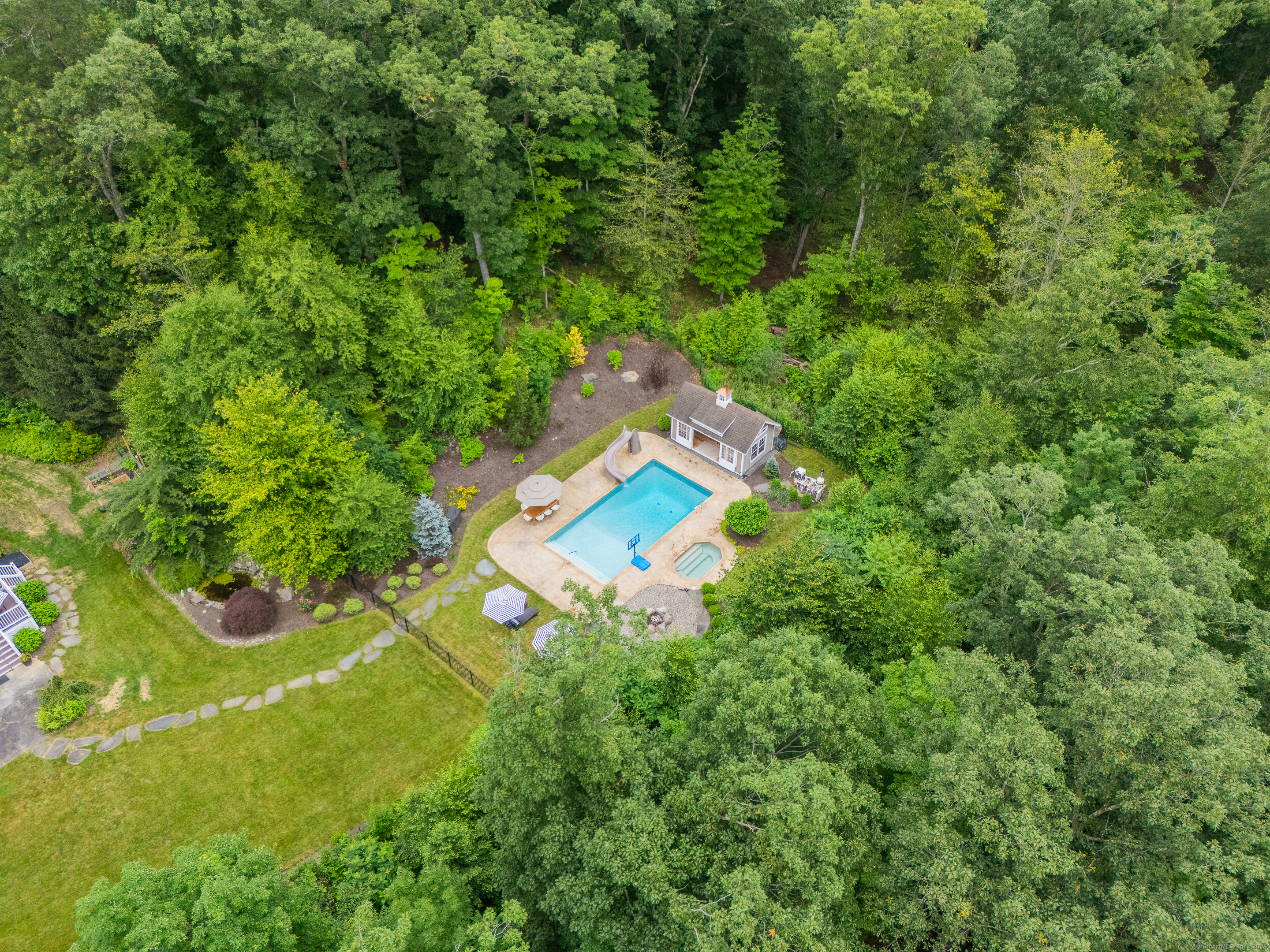 14 Daniels Hill Road