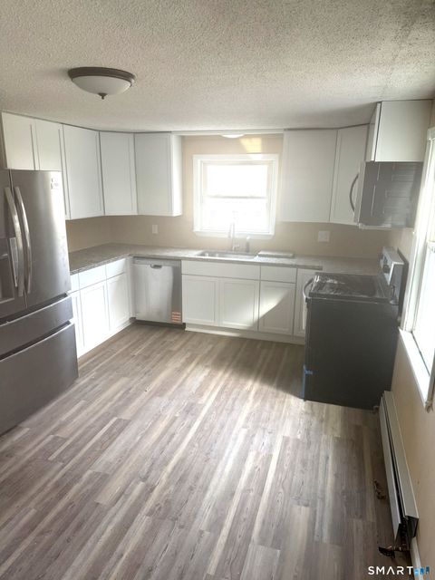 Photo of 56 Bidwell Terrace, Middletown, CT 06457 (MLS # 24158082)