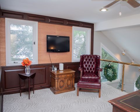 Tiny photo for 10 Ironwood Lane, West Hartford, CT 06117 (MLS # 24142716)