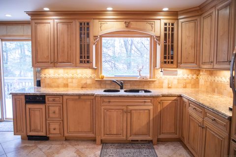 Tiny photo for 10 Ironwood Lane, West Hartford, CT 06117 (MLS # 24142716)